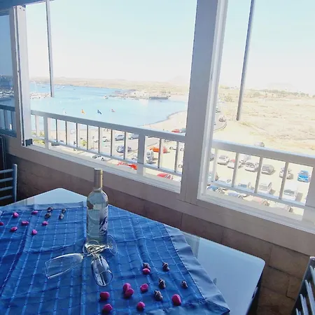 Small Rooftop, Ocean View بيت للعطل أرونا